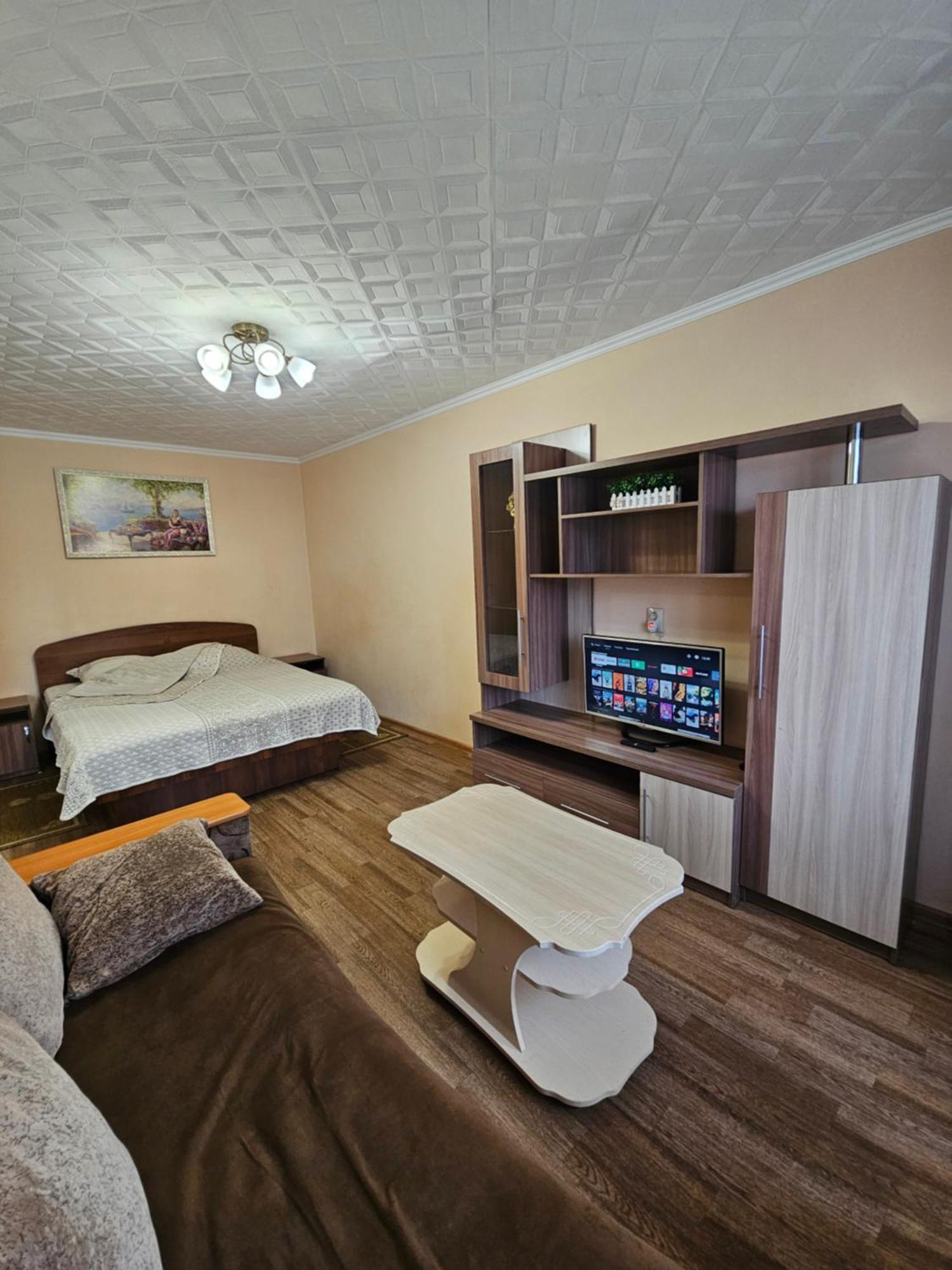 Lux Apartment on Potanina 19 Ustʼ-Kamenogorsk Extérieur photo